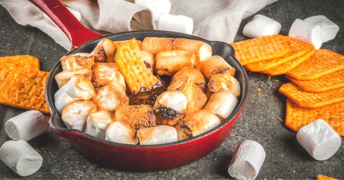 5 Campfire Recipes With Marshmallows