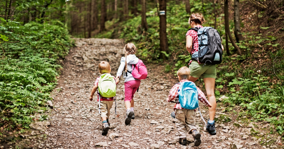 Preparing for a Day Hike With the Whole Family